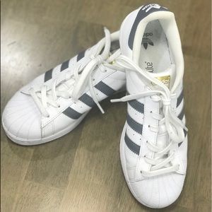 Adidas Super Star Women’s Shoes Size 7 sneakers